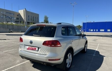 Volkswagen Touareg III, 2011 год, 2 350 000 рублей, 5 фотография