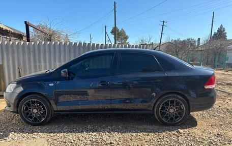 Volkswagen Polo VI (EU Market), 2010 год, 800 000 рублей, 2 фотография