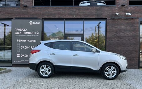 Hyundai ix35 I рестайлинг, 2011 год, 1 295 000 рублей, 2 фотография