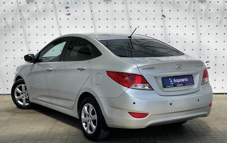 Hyundai Solaris II рестайлинг, 2012 год, 840 000 рублей, 5 фотография