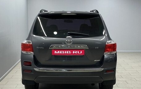 Toyota Highlander III, 2013 год, 2 445 000 рублей, 4 фотография