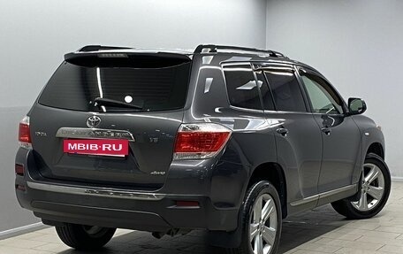 Toyota Highlander III, 2013 год, 2 445 000 рублей, 3 фотография