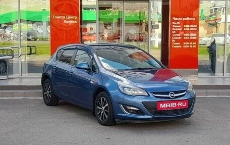 Opel Astra J, 2013 год, 929 000 рублей, 3 фотография