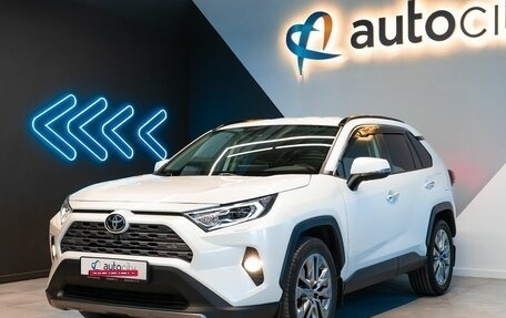 Toyota RAV4, 2020 год, 4 312 000 рублей, 4 фотография