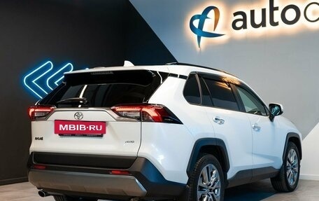 Toyota RAV4, 2020 год, 4 312 000 рублей, 6 фотография