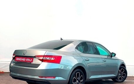 Skoda Superb III рестайлинг, 2019 год, 2 158 600 рублей, 2 фотография