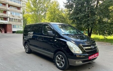 Hyundai Grand Starex Grand Starex I рестайлинг 2, 2014 год, 2 480 000 рублей, 3 фотография