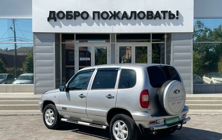 Chevrolet Niva I рестайлинг, 2004 год, 425 000 рублей, 5 фотография