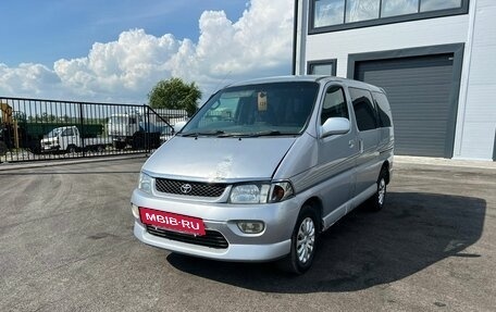 Toyota HiAce, 1998 год, 719 000 рублей, 2 фотография