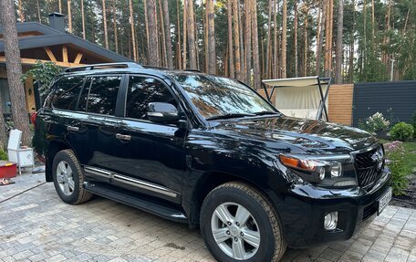 Toyota Land Cruiser 200, 2012 год, 3 950 000 рублей, 1 фотография