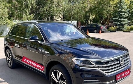 Volkswagen Touareg III, 2019 год, 5 650 000 рублей, 1 фотография