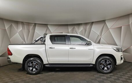 Toyota Hilux VIII, 2018 год, 3 997 000 рублей, 6 фотография