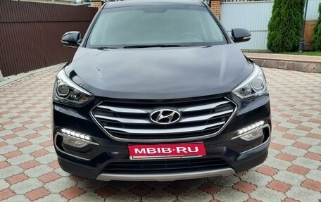 Hyundai Santa Fe III рестайлинг, 2017 год, 2 700 000 рублей, 1 фотография