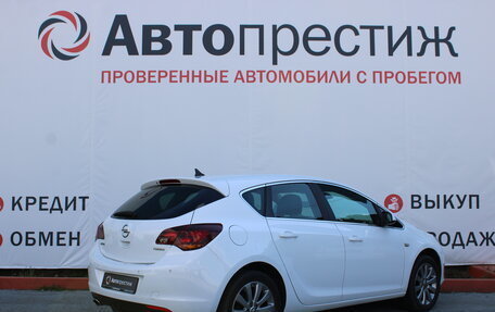 Opel Astra J, 2011 год, 890 000 рублей, 5 фотография