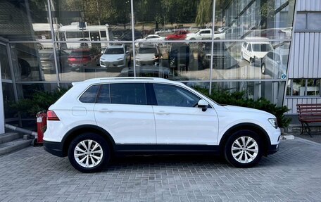 Volkswagen Tiguan II, 2017 год, 2 350 000 рублей, 5 фотография