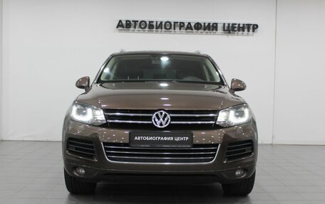 Volkswagen Touareg III, 2013 год, 2 190 000 рублей, 2 фотография