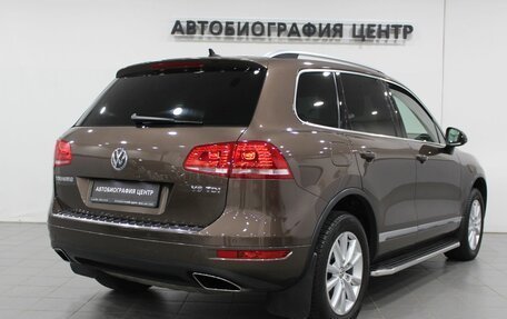 Volkswagen Touareg III, 2013 год, 2 190 000 рублей, 4 фотография