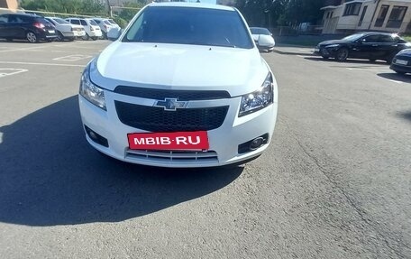 Chevrolet Cruze II, 2012 год, 860 000 рублей, 2 фотография