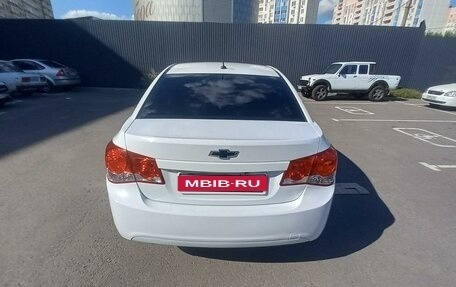 Chevrolet Cruze II, 2012 год, 860 000 рублей, 7 фотография