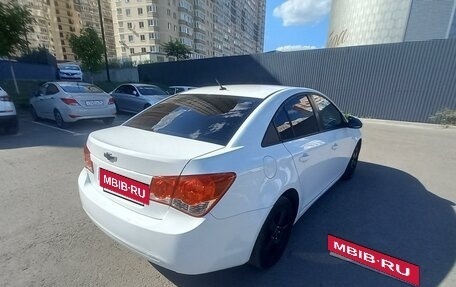 Chevrolet Cruze II, 2012 год, 860 000 рублей, 6 фотография