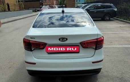 KIA Rio III рестайлинг, 2017 год, 900 000 рублей, 2 фотография