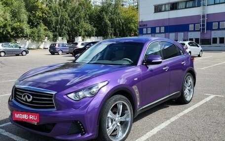 Infiniti QX70, 2013 год, 2 790 000 рублей, 2 фотография