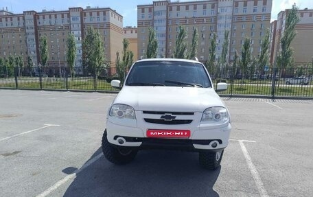 Chevrolet Niva I рестайлинг, 2016 год, 775 000 рублей, 2 фотография