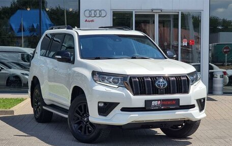 Toyota Land Cruiser Prado 150 рестайлинг 2, 2020 год, 6 890 000 рублей, 3 фотография