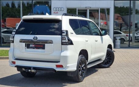 Toyota Land Cruiser Prado 150 рестайлинг 2, 2020 год, 6 890 000 рублей, 5 фотография