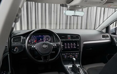 Volkswagen Golf VII, 2018 год, 2 210 000 рублей, 6 фотография