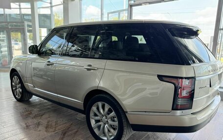 Land Rover Range Rover IV рестайлинг, 2014 год, 3 999 000 рублей, 4 фотография