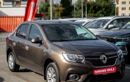 Renault Logan II, 2018 год, 1 020 000 рублей, 4 фотография