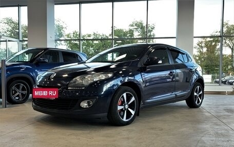 Renault Megane III, 2012 год, 800 000 рублей, 2 фотография