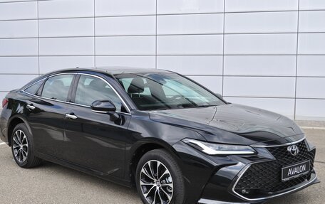 Toyota Avalon, 2023 год, 4 550 000 рублей, 3 фотография