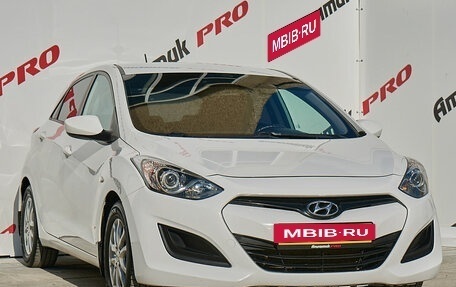 Hyundai i30 II рестайлинг, 2013 год, 985 000 рублей, 3 фотография