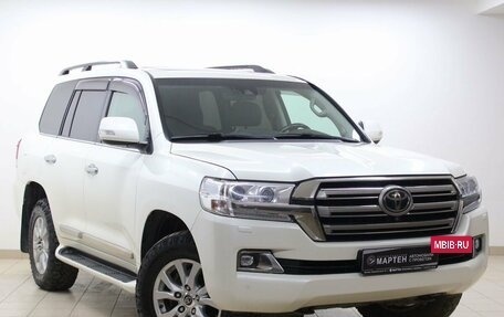 Toyota Land Cruiser 200, 2018 год, 7 500 000 рублей, 3 фотография