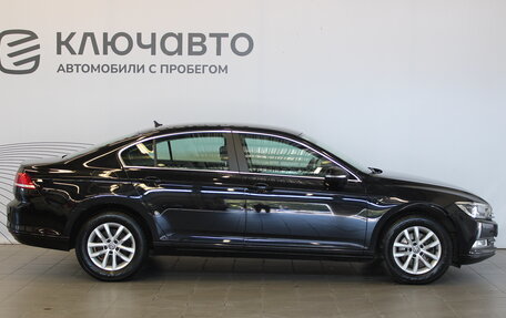 Volkswagen Passat B8 рестайлинг, 2017 год, 2 095 000 рублей, 4 фотография