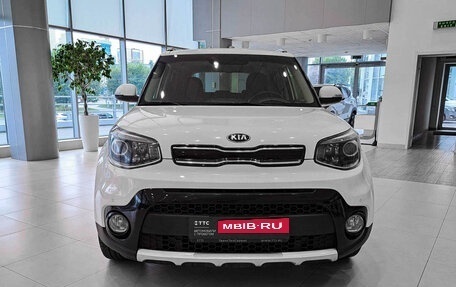 KIA Soul II рестайлинг, 2018 год, 2 100 000 рублей, 2 фотография