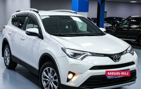 Toyota RAV4, 2016 год, 2 993 000 рублей, 5 фотография