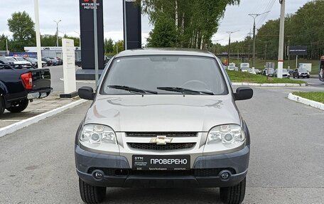 Chevrolet Niva I рестайлинг, 2010 год, 514 500 рублей, 2 фотография