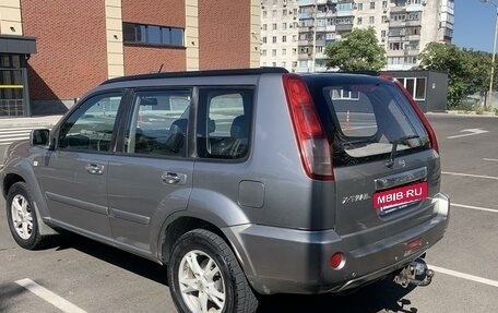 Nissan X-Trail, 2004 год, 830 000 рублей, 3 фотография