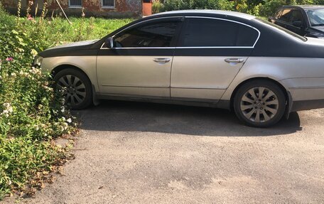 Volkswagen Passat B6, 2006 год, 700 000 рублей, 6 фотография