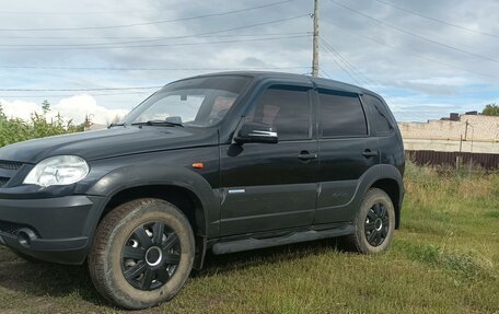 Chevrolet Niva I рестайлинг, 2009 год, 510 000 рублей, 4 фотография