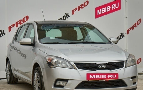 KIA cee'd I рестайлинг, 2011 год, 820 000 рублей, 3 фотография