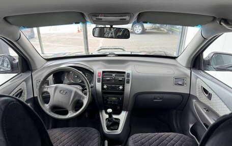 Hyundai Tucson III, 2004 год, 950 000 рублей, 6 фотография