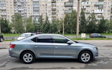 Skoda Superb III рестайлинг, 2020 год, 3 490 000 рублей, 3 фотография