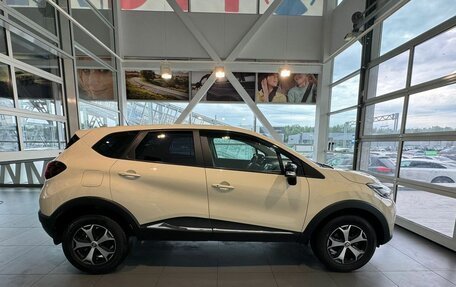 Renault Kaptur I рестайлинг, 2019 год, 2 000 000 рублей, 4 фотография