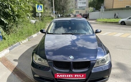 BMW 3 серия, 2007 год, 1 250 000 рублей, 5 фотография