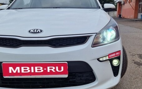 KIA Rio IV, 2019 год, 1 700 000 рублей, 3 фотография