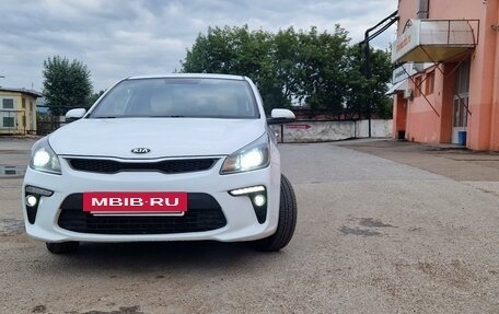 KIA Rio IV, 2019 год, 1 700 000 рублей, 2 фотография